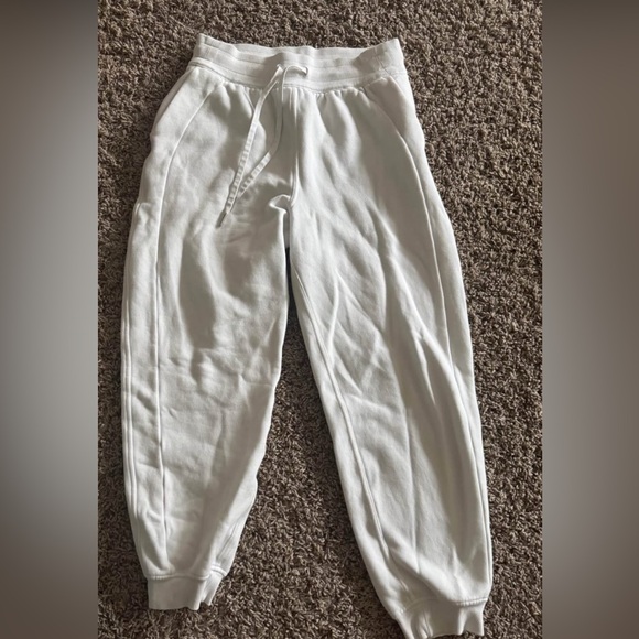 White lulu lemon  Jogger Pants - Picture 1 of 4